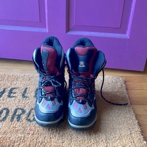 Kamik boots mens US size 8